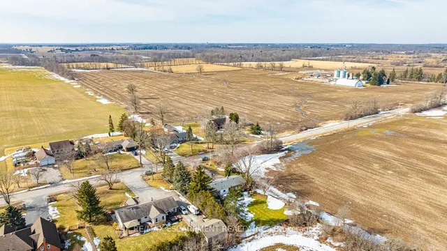 Additional property image - 2126 Golf Club Rd