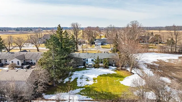 Additional property image - 2126 Golf Club Rd