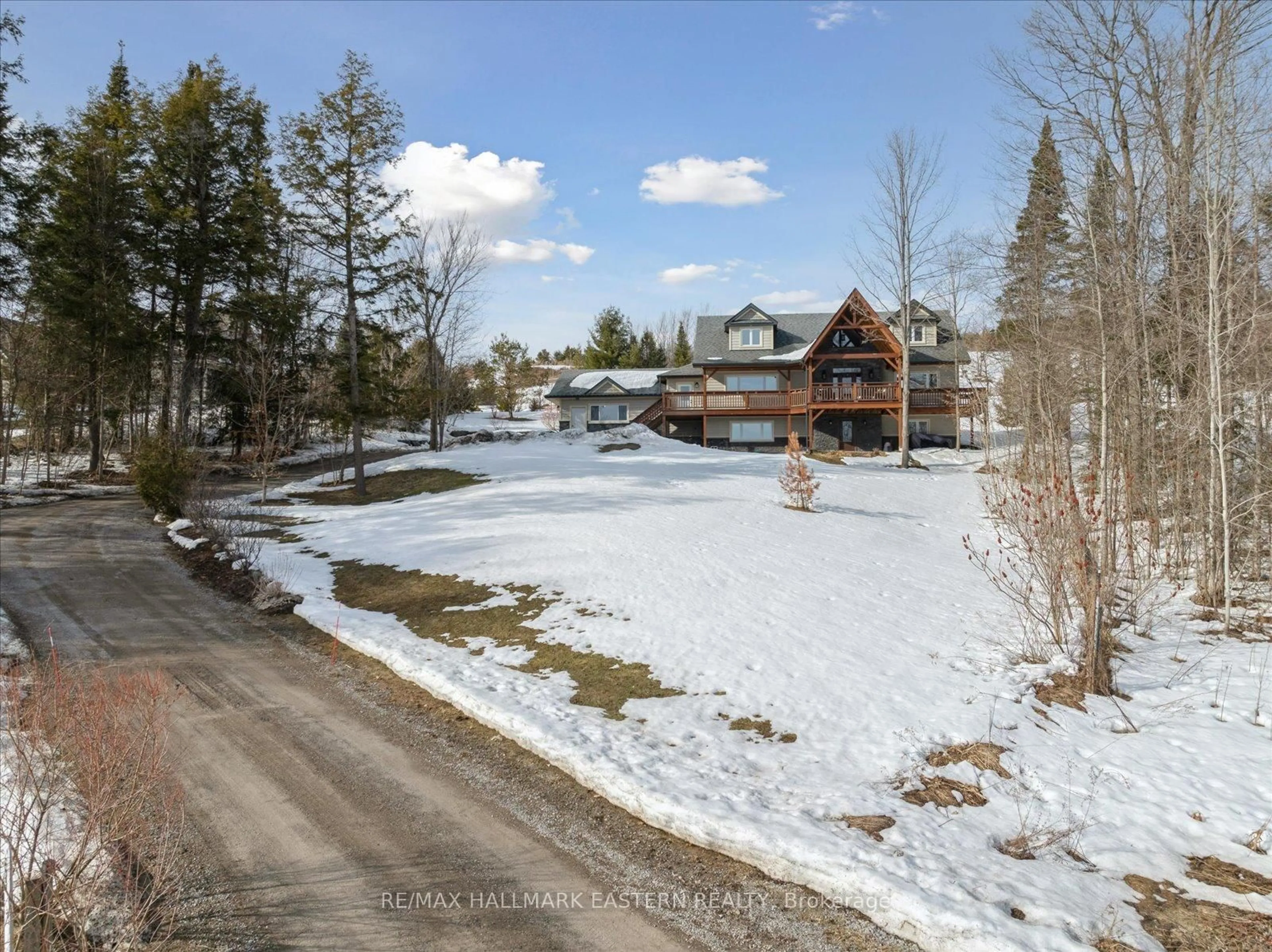 A pic from outside/outdoor area/front of a property/back of a property/a pic from drone, unknown for 23 Woodland Tr, Kawartha Lakes Ontario L0A 1A0