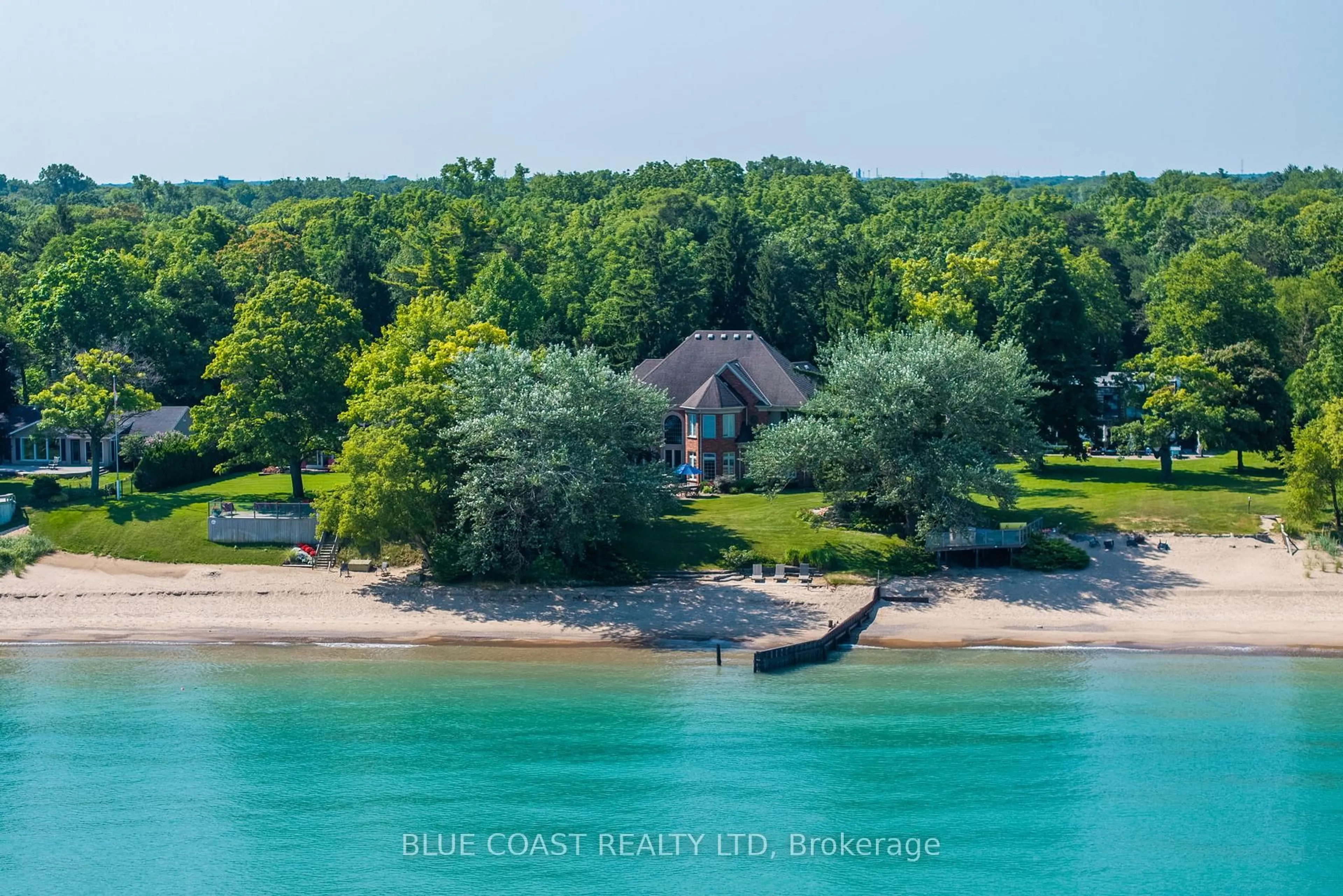 A pic from outside/outdoor area/front of a property/back of a property/a pic from drone, water/lake/river/ocean view for 920 Lakeshore Rd, Sarnia Ontario N7V 2V2