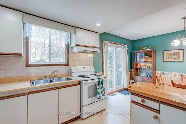 Additional property image - 42 Brock St Unit 10