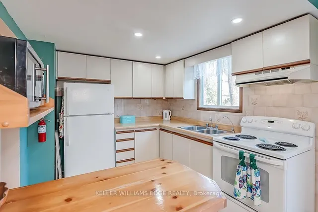 Additional property image - 42 Brock St Unit 10