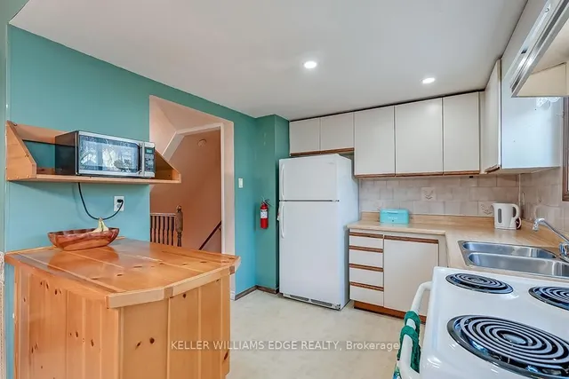 Additional property image - 42 Brock St Unit 10