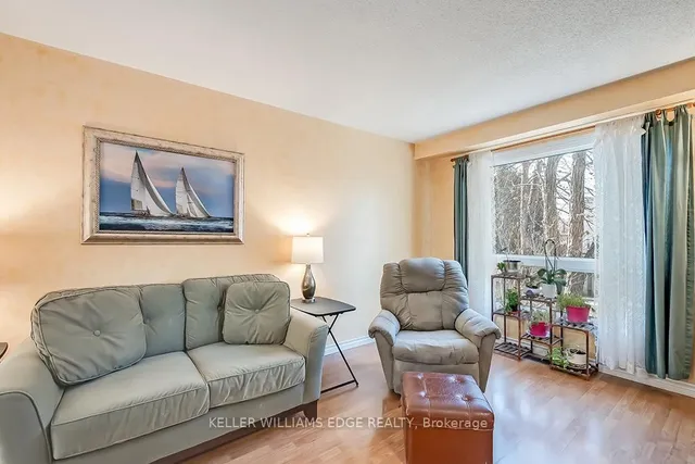 Additional property image - 42 Brock St Unit 10