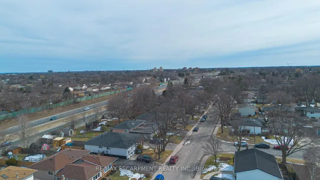 Additional property image - 69 CRANBROOK Dr