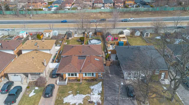 Additional property image - 69 CRANBROOK Dr