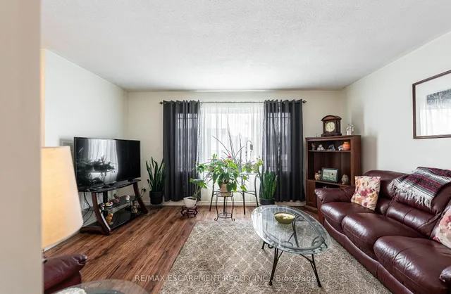 Additional property image - 69 CRANBROOK Dr
