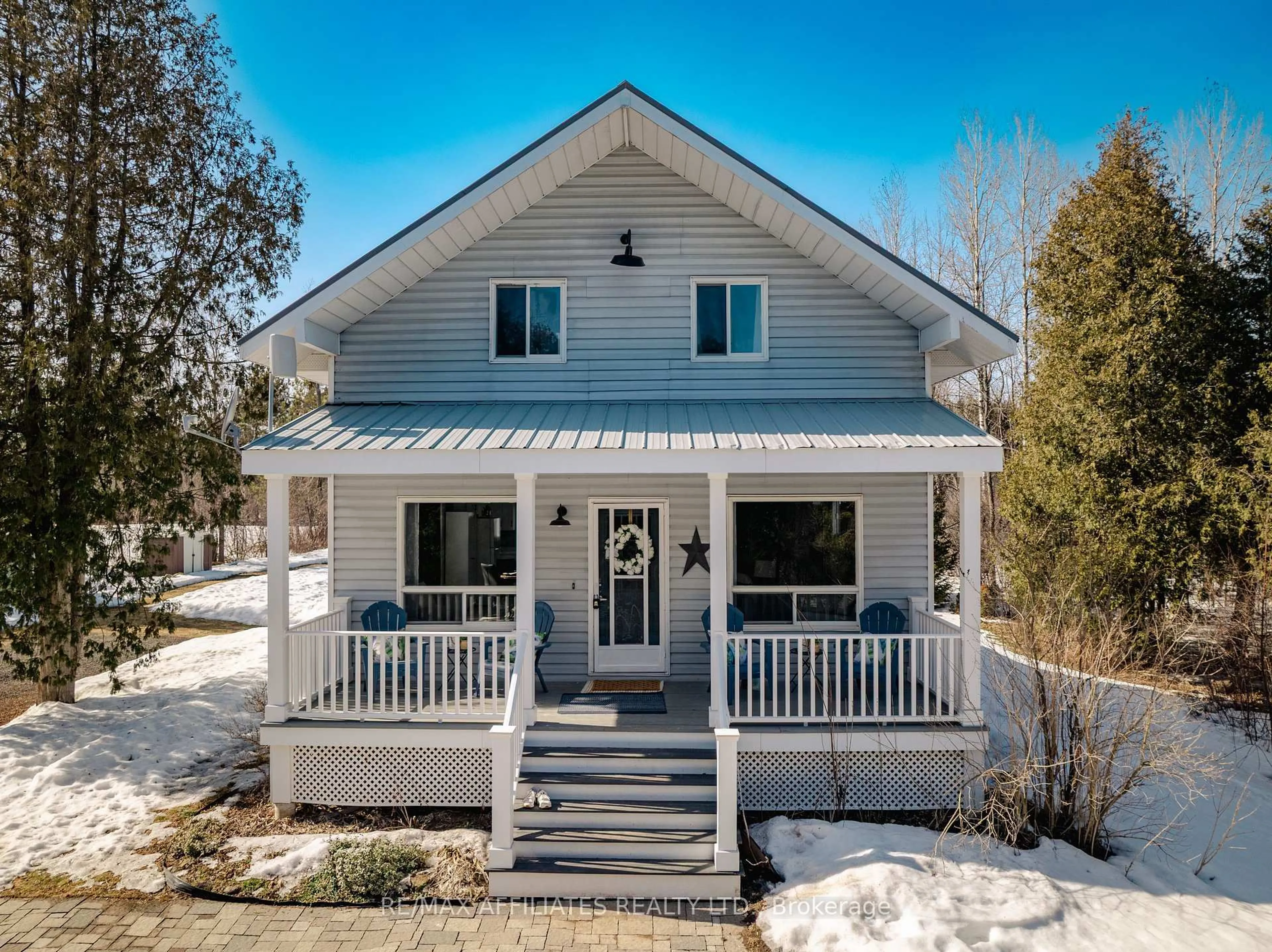 Home with vinyl exterior material, street for 2396 2nd Concession Rd, Augusta Ontario K0E 1T0
