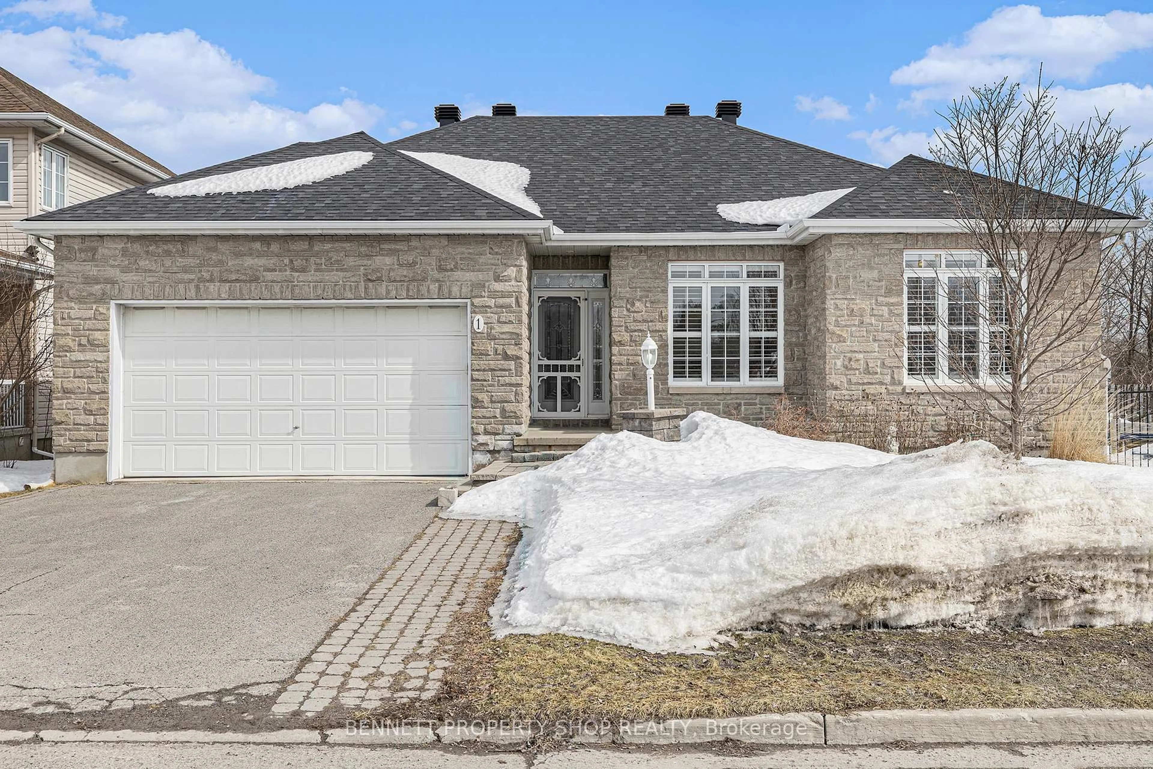 Home with brick exterior material, street for 1 Granite Ridge Dr, Stittsville Ontario K2S 1Y2