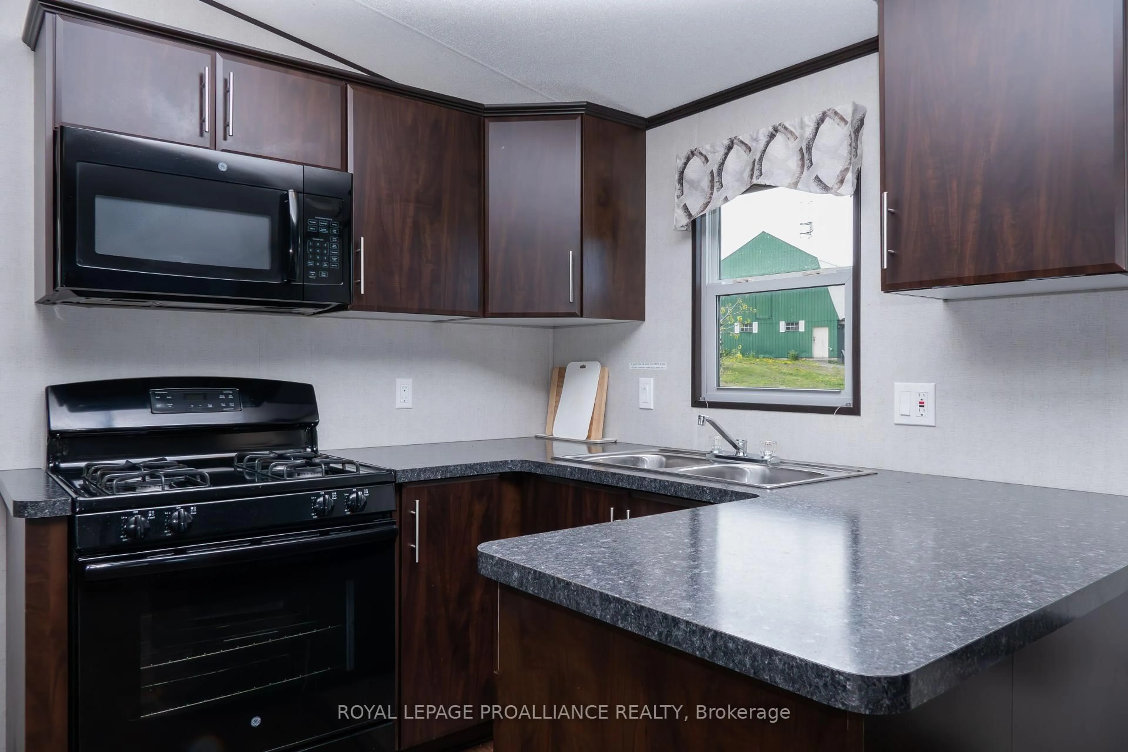 Standard kitchen, unknown for 486 Cty Rd- 71 Forest Grove N/A, Prince Edward County Ontario K0K 1P0