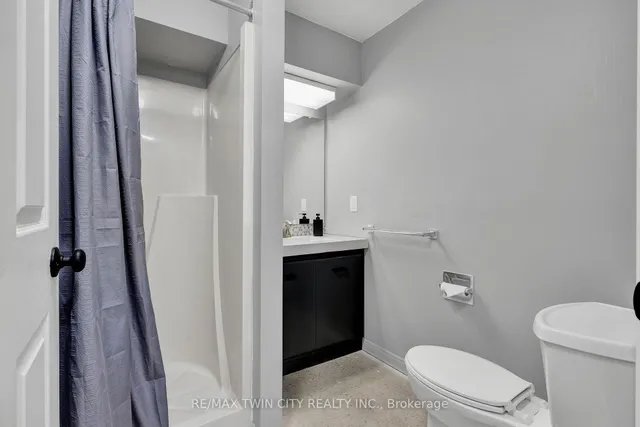 Additional property image - 405 Glasgow St Unit 3