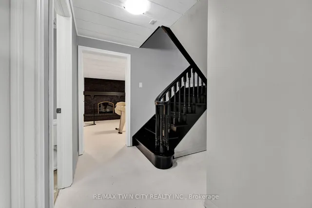 Additional property image - 405 Glasgow St Unit 3