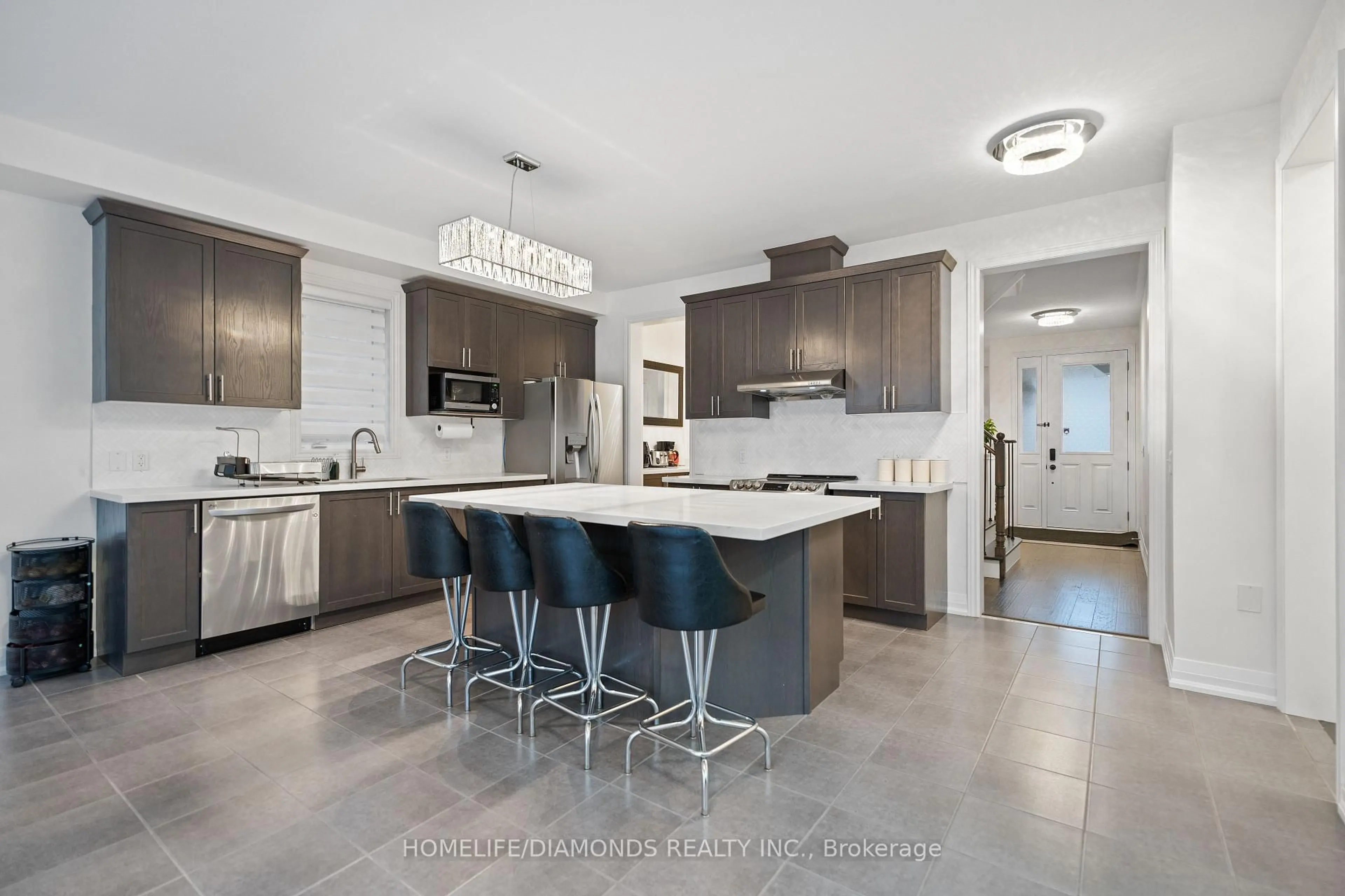 Contemporary kitchen, ceramic/tile floor for 16 White Ash Rd, Thorold Ontario L2V 0B3