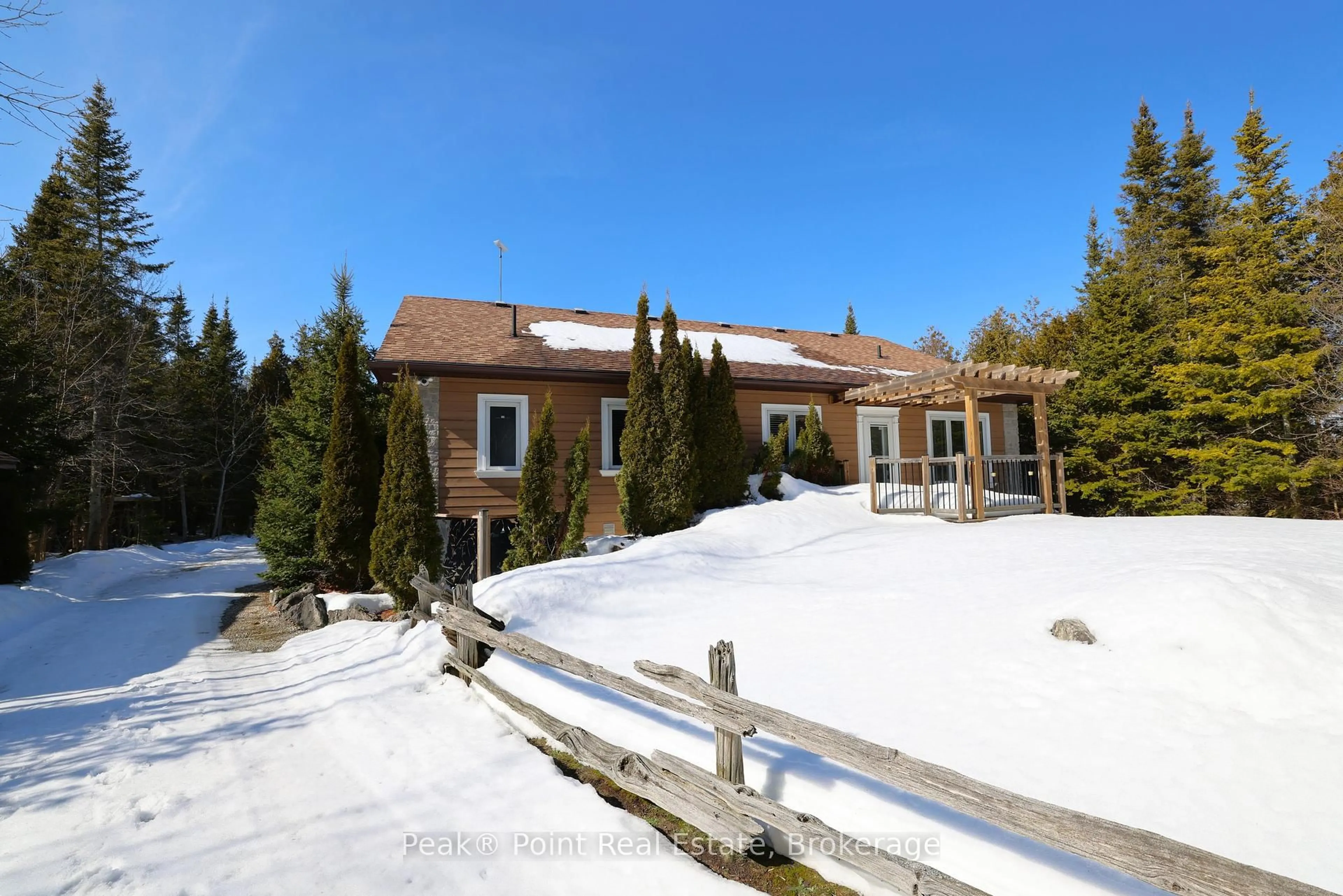 Patio, building for 150 Walter Charman Dr, Northern Bruce Peninsula Ontario N0H 1W0