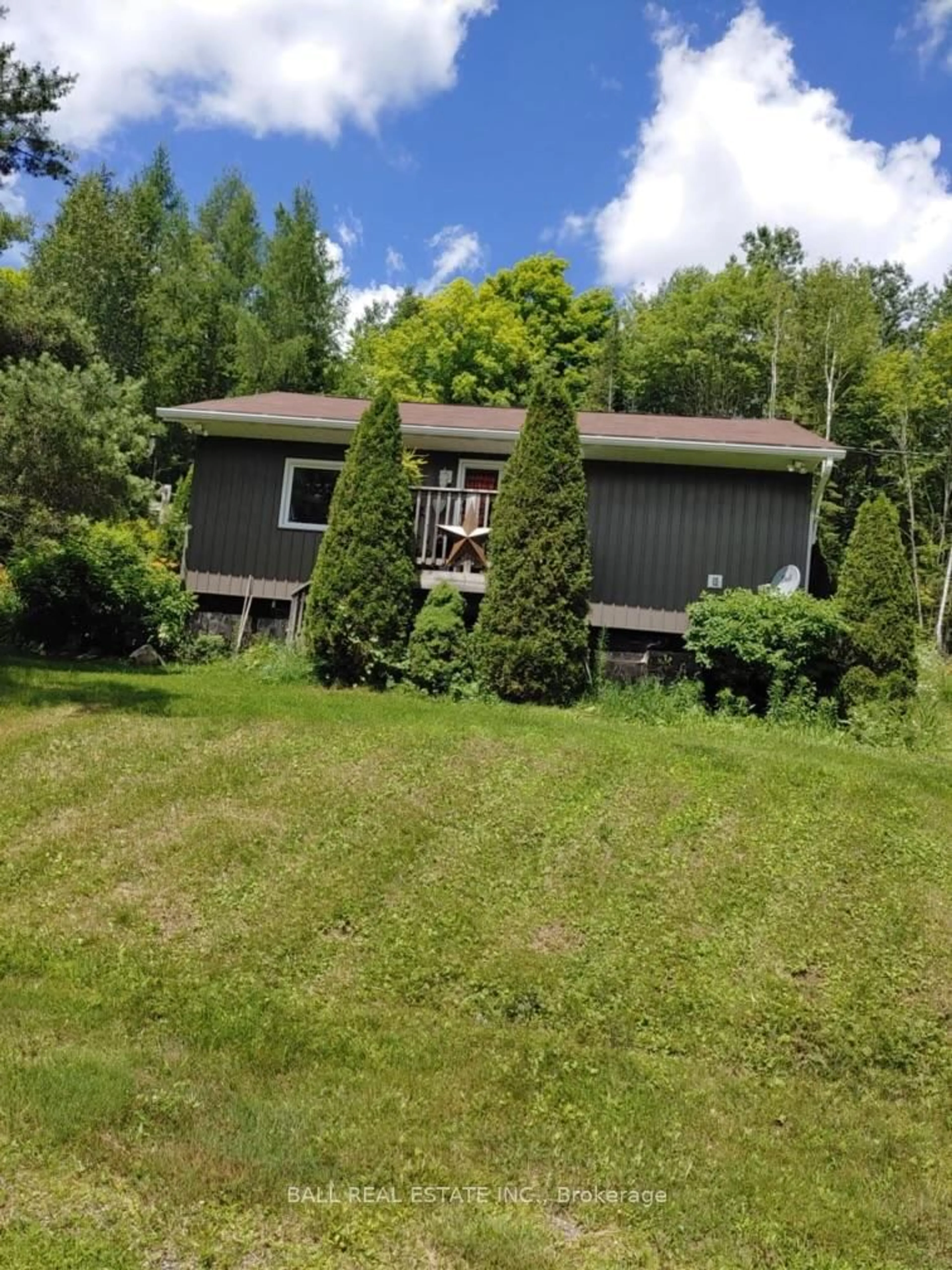 A pic from outside/outdoor area/front of a property/back of a property/a pic from drone, unknown for 1047 Donroy Rd, Highlands East Ontario K0M 1R0