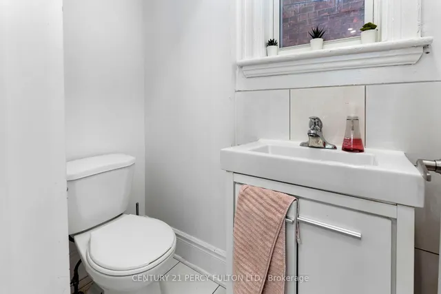 Additional property image - 732 Cannon St