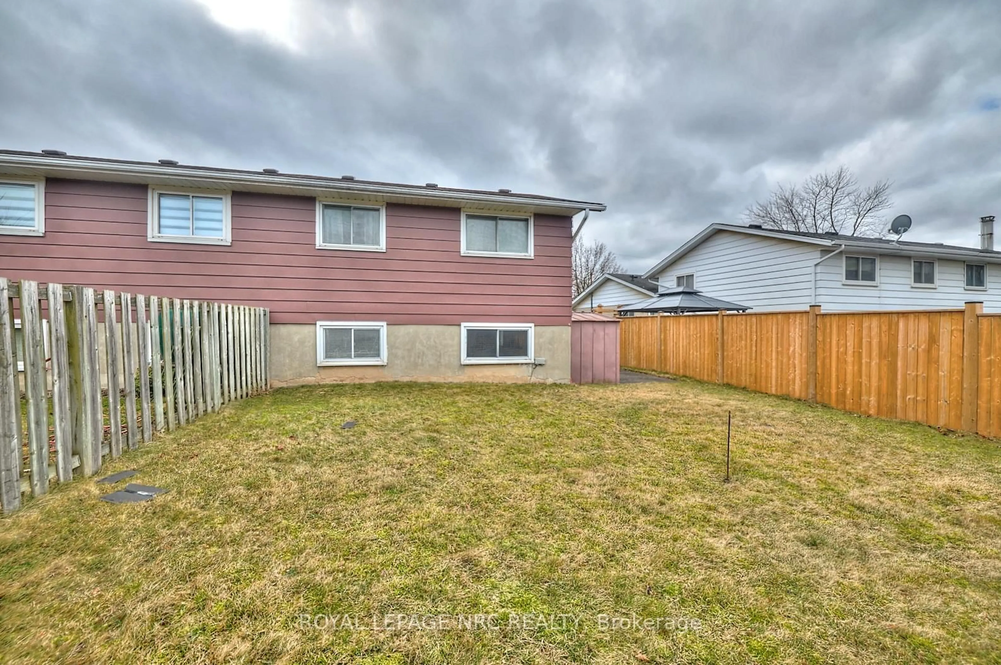 Unknown for 45 Green Maple Dr, St. Catharines Ontario L2P 3P4
