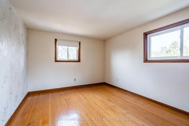 Additional property image - 147 LLOYMINN Ave