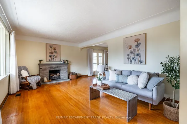 Additional property image - 147 LLOYMINN Ave