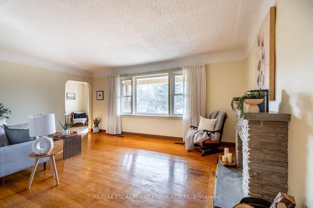 Additional property image - 147 LLOYMINN Ave