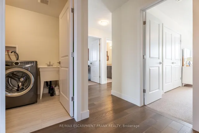 Additional property image - 412 KLEIN Circ
