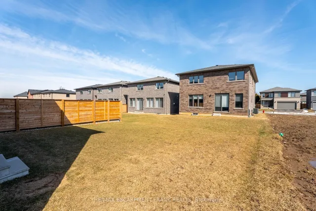 Additional property image - 412 KLEIN Circ