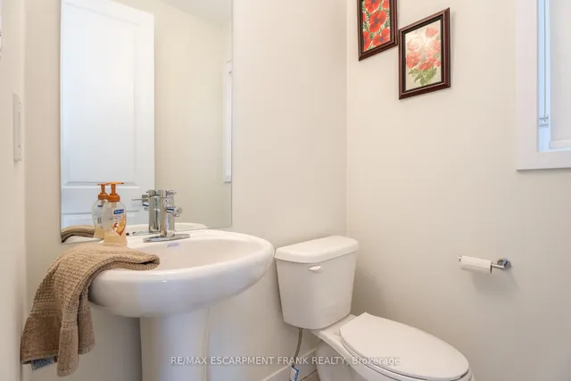 Additional property image - 412 KLEIN Circ