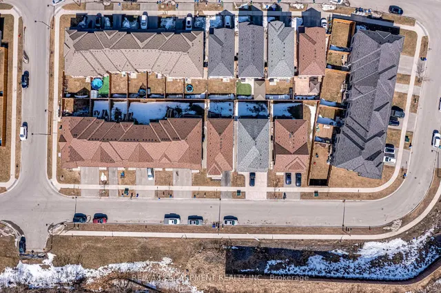 Additional property image - 88 Scarletwood St