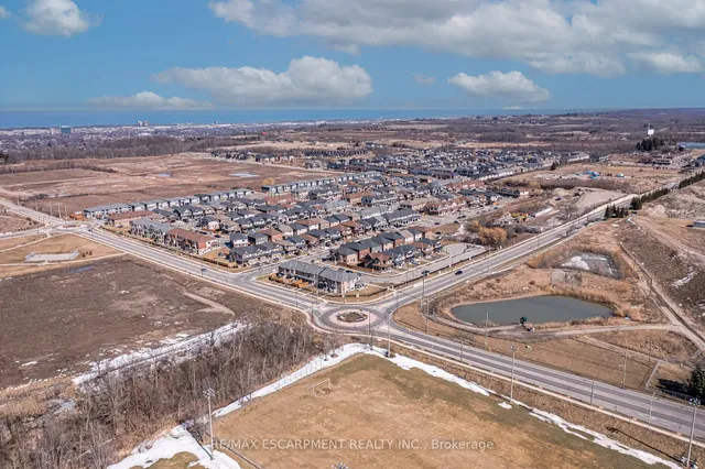 Property image - 88 Scarletwood St