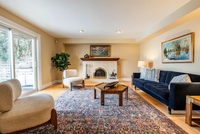 Additional property image - 887 MONTGOMERY Dr