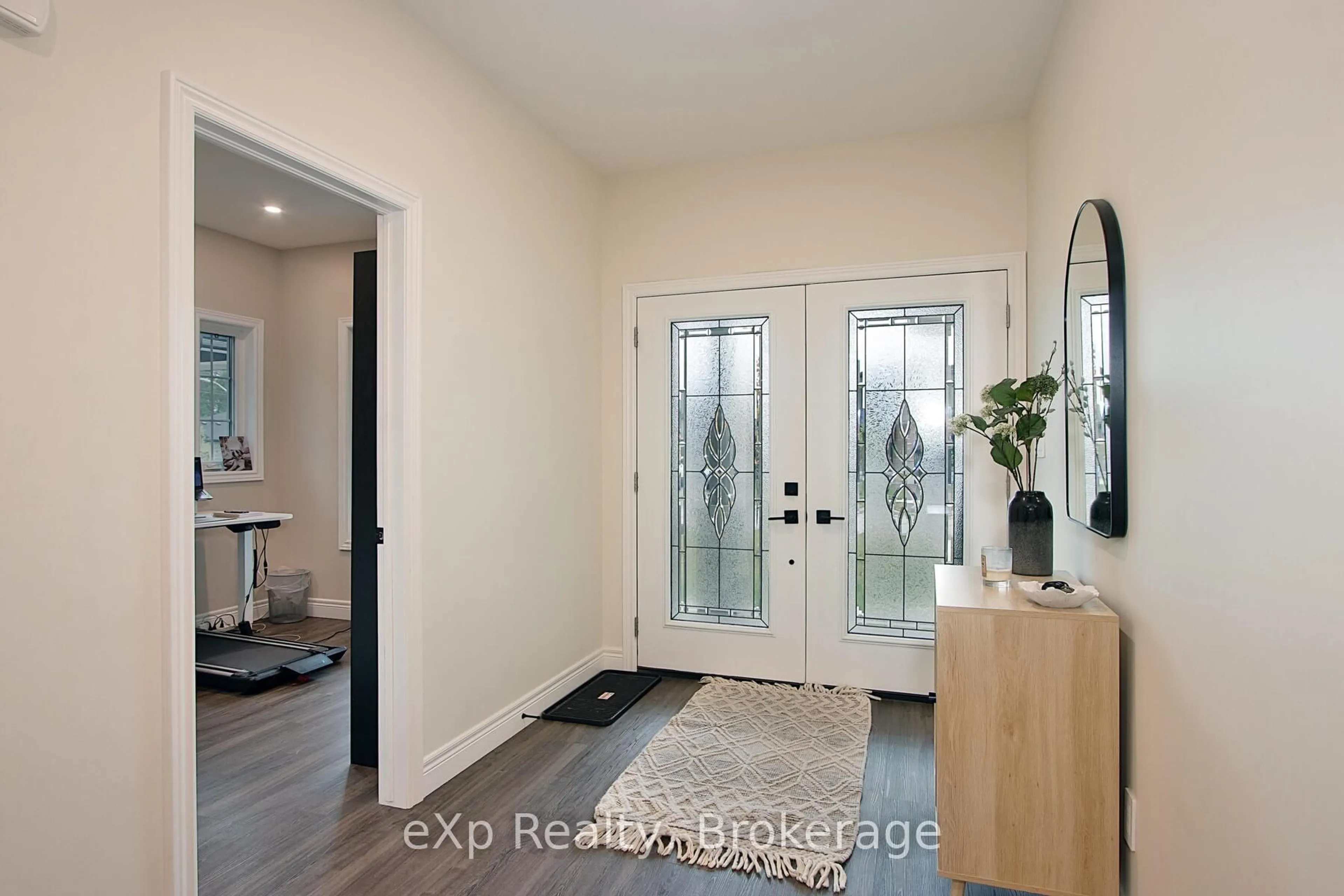 Indoor entryway for 208 Duncan St, West Perth Ontario N0K 1N0