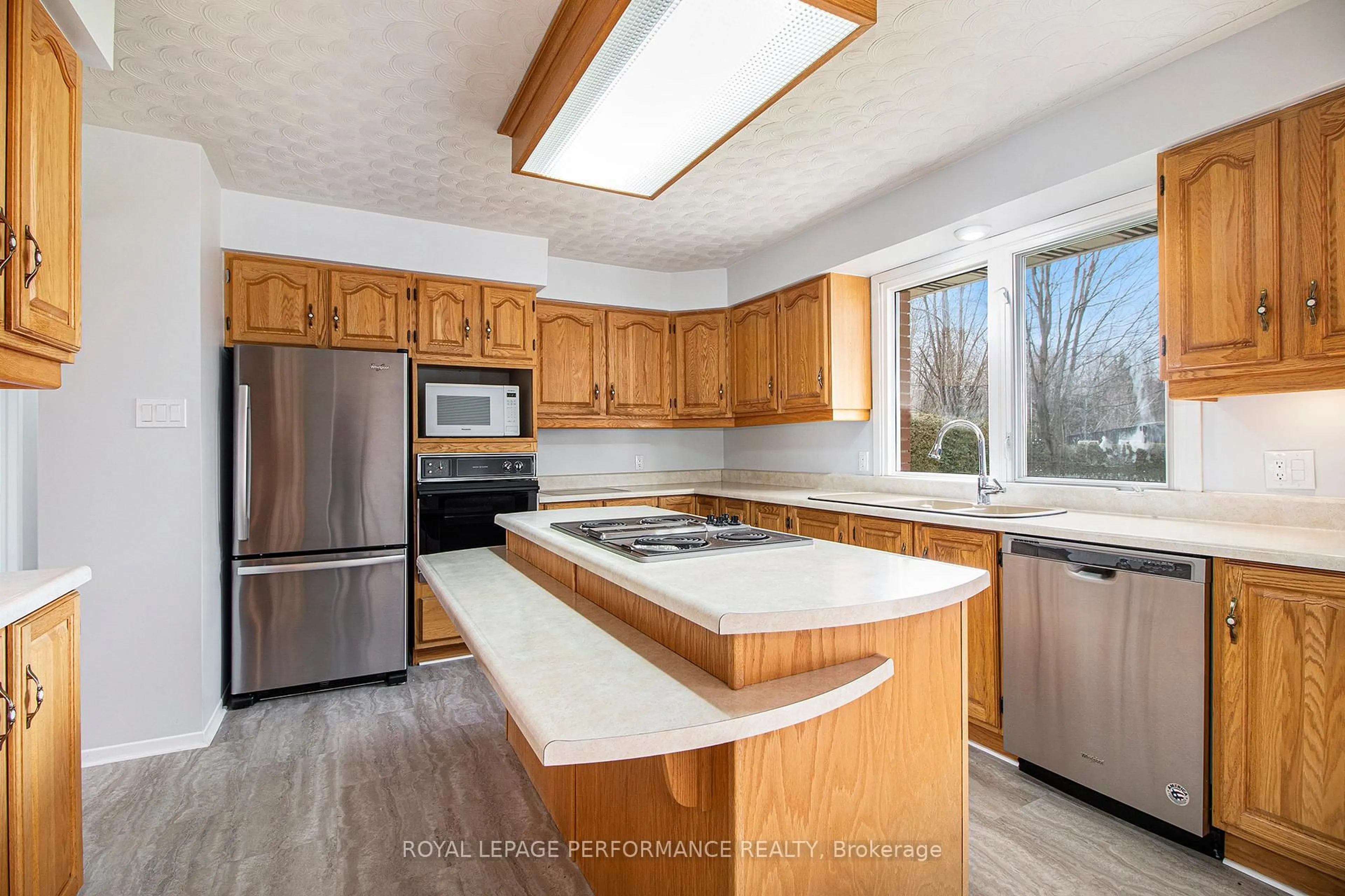 Open concept kitchen, unknown for 981 MONTEE LEBRUN Rd, The Nation Ontario K0A 1M0