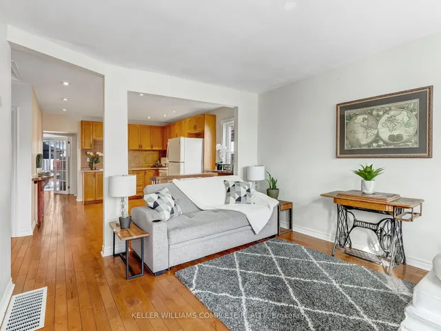 Additional property image - 136 East 45th St