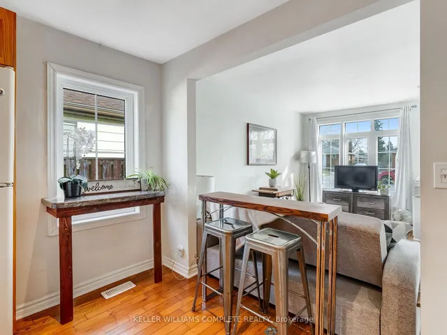 Additional property image - 136 East 45th St