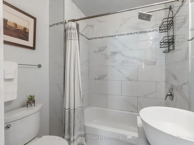 Additional property image - 136 East 45th St