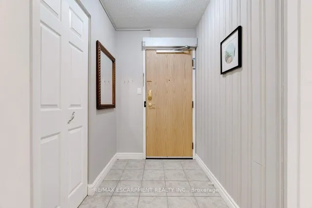 Additional property image - 23 Main St Unit 207