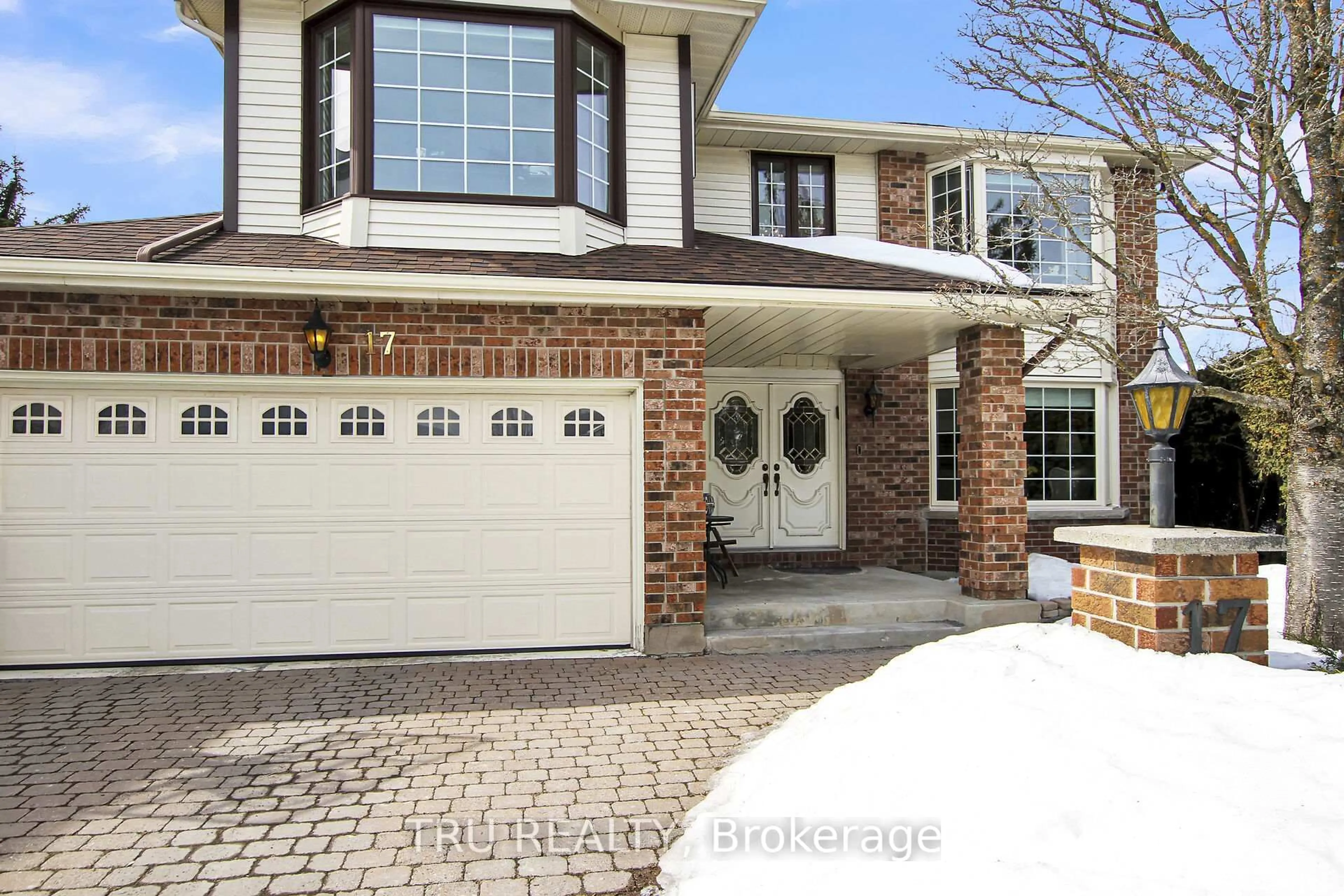 Home with brick exterior material, street for 17 Cullen Crt, Ottawa Ontario K2G 4Z2