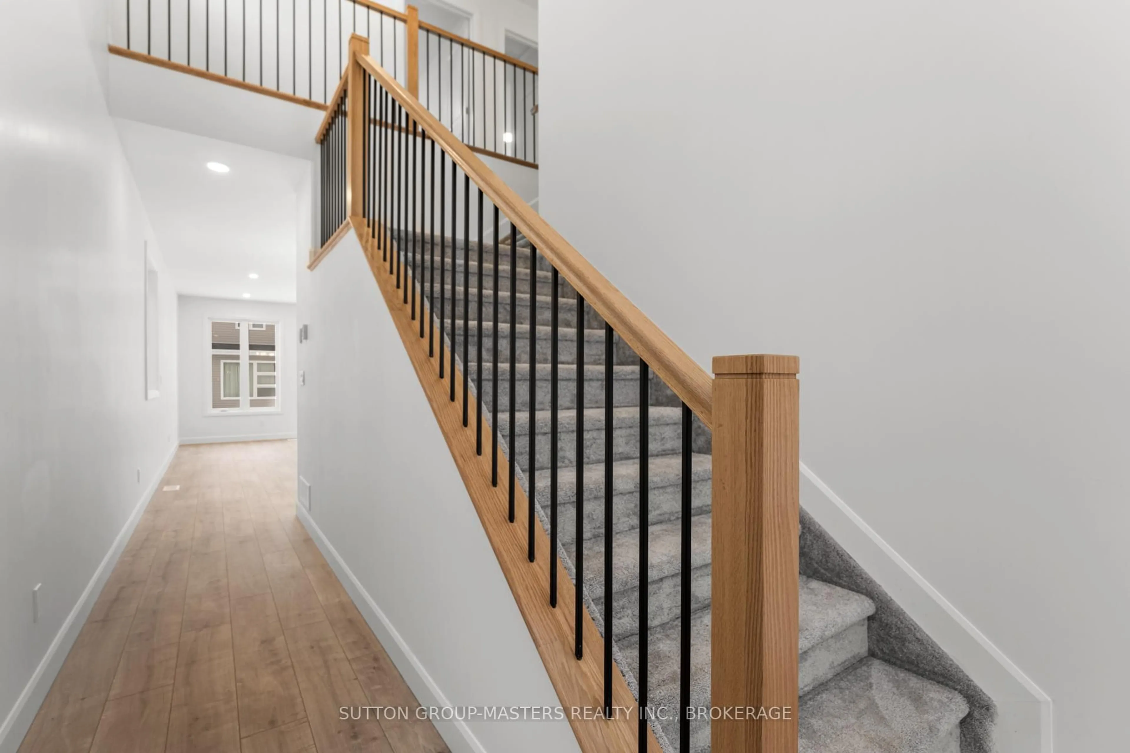 Stairs for 208 Superior Dr, Loyalist Ontario K7N 0E5