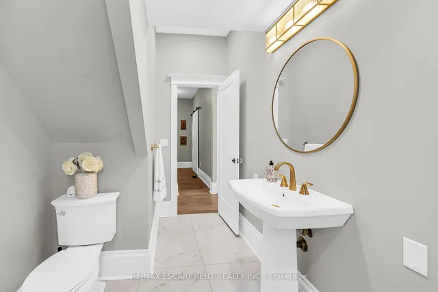 Additional property image - 444 Maple Ave