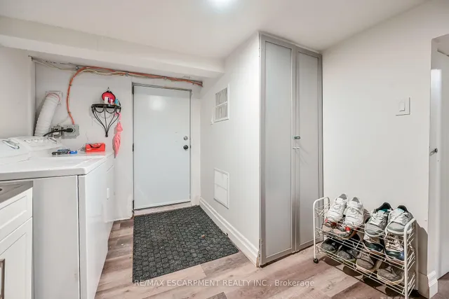 Additional property image - 444 Maple Ave
