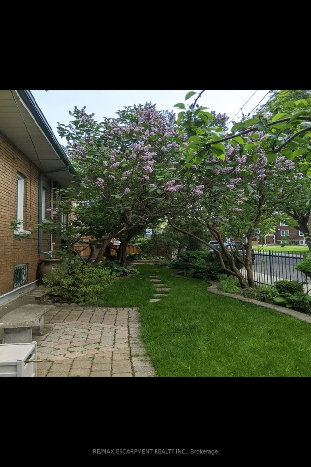 Additional property image - 444 Maple Ave