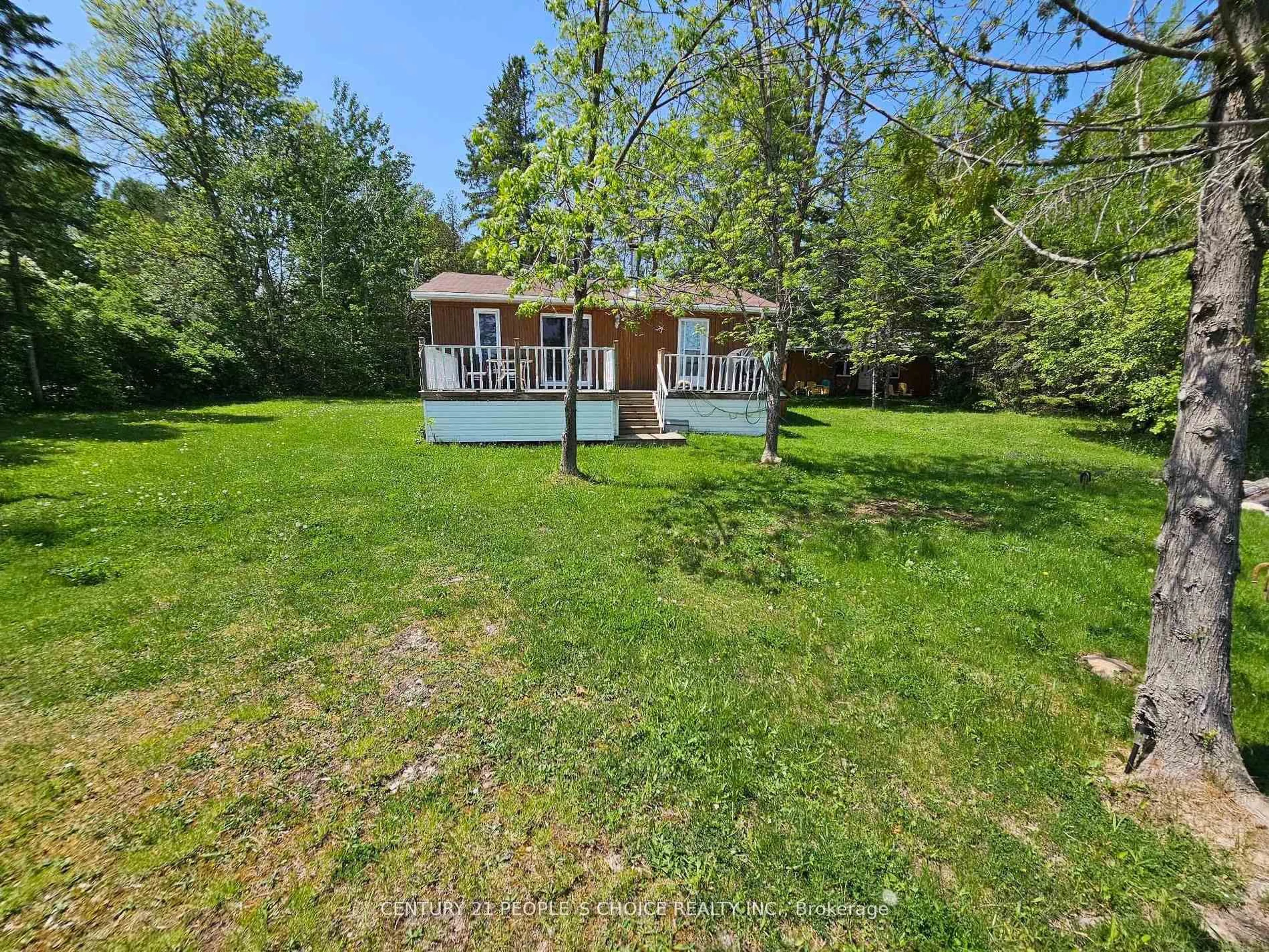 A pic from outside/outdoor area/front of a property/back of a property/a pic from drone, unknown for 123 Waterview Lane, Assiginack Ontario P0P 1N0