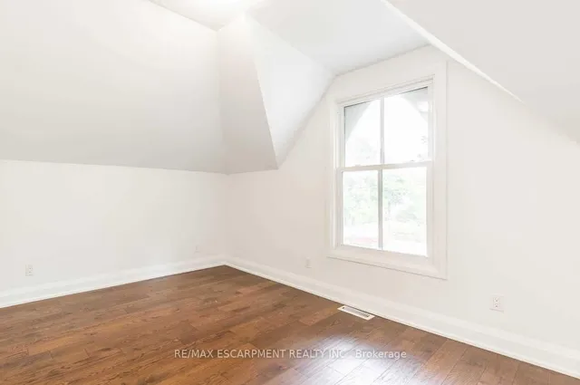 Additional property image - 924 Beach Blvd