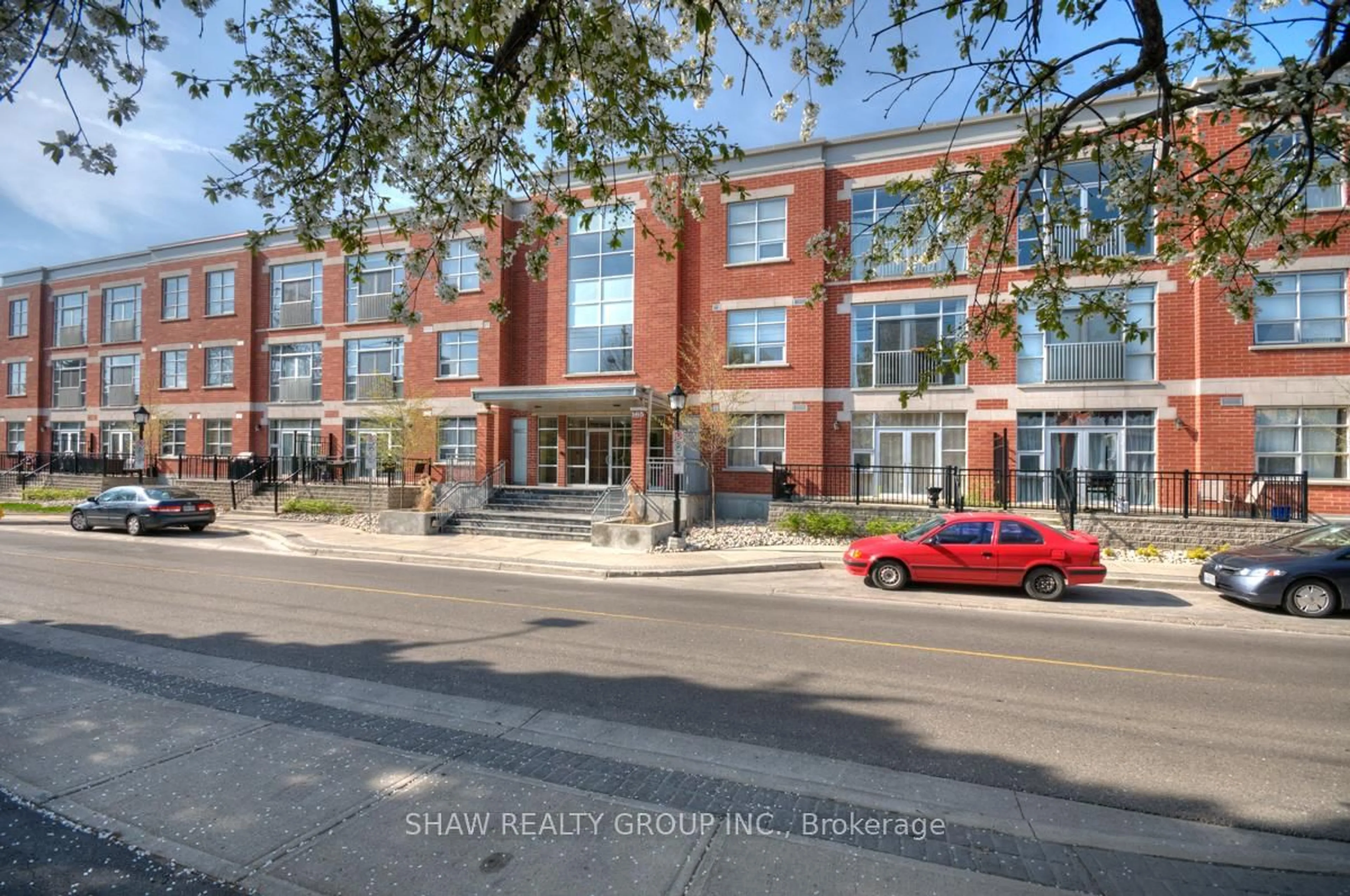 Unknown for 165 Duke St #106, Kitchener Ontario N2H 6T8