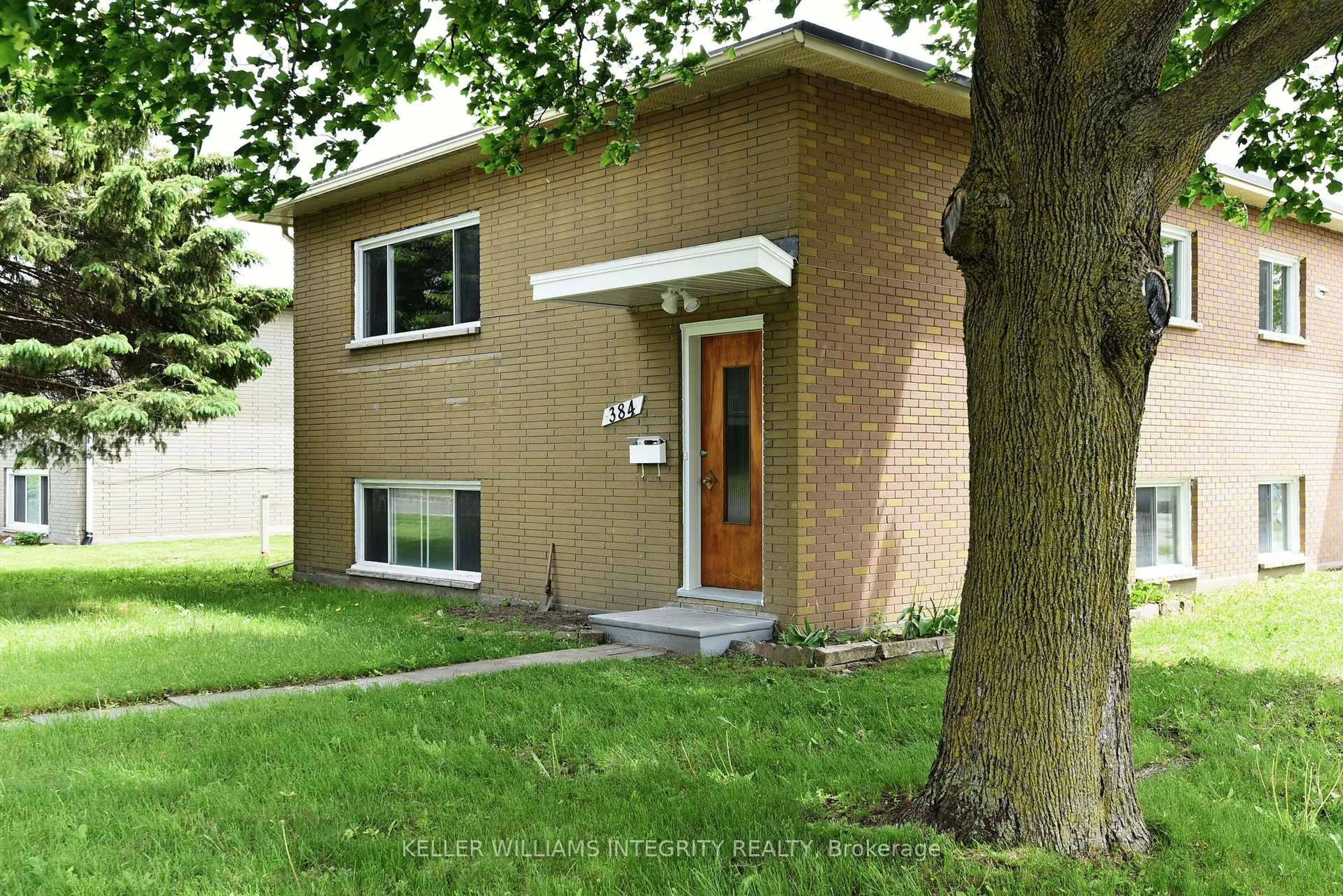 Home with brick exterior material, street for 384 Tremblay Rd, Alta Vista and Area Ontario K1G 0B8