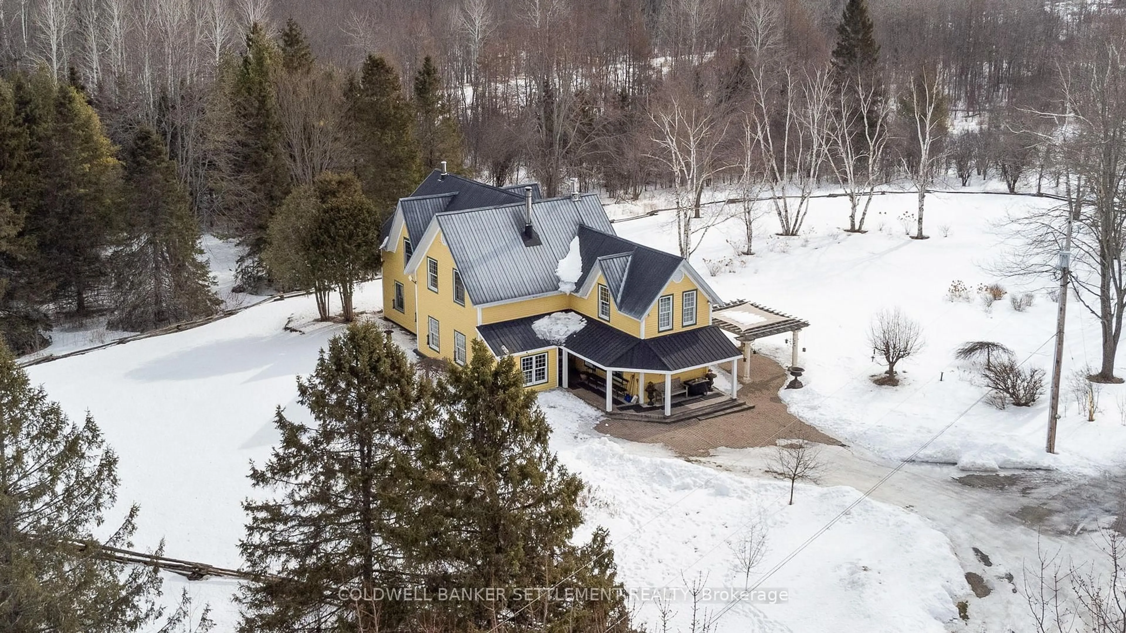 A pic from outside/outdoor area/front of a property/back of a property/a pic from drone, mountain view for 4254 O'Neil Rd, Ashton Ontario K0A 1B0