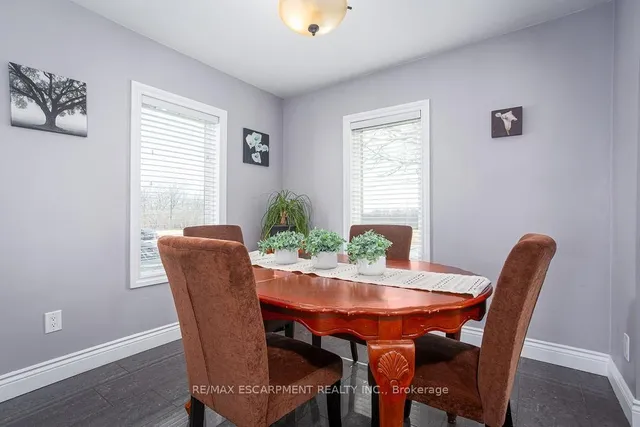 Additional property image - 61 Northcliffe Ave