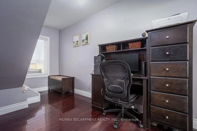 Additional property image - 61 Northcliffe Ave