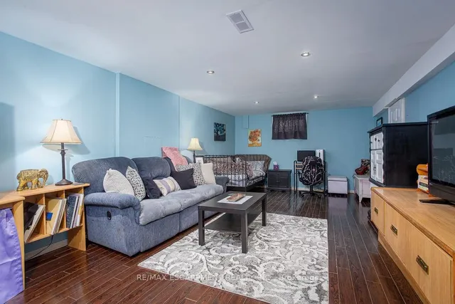 Additional property image - 61 Northcliffe Ave