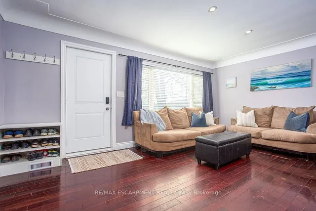 Additional property image - 61 Northcliffe Ave